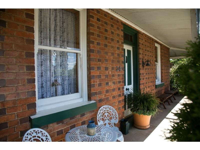 24 Meander Valley Road, Westbury TAS 7303