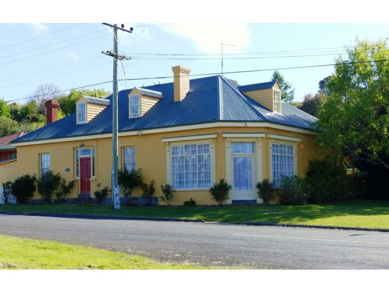 57 West Barrack Street, Deloraine TAS 7304