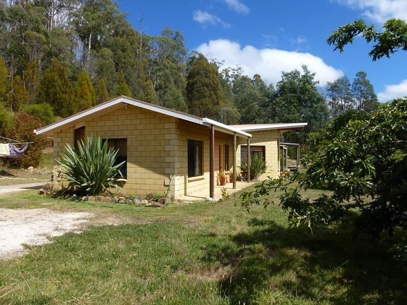 120 Pumicestone Road, Deloraine TAS 7304