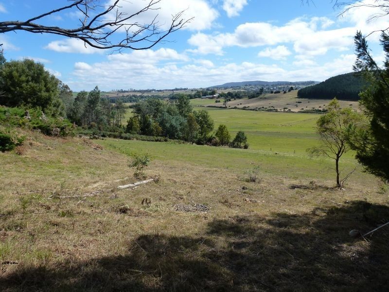 120 Pumicestone Road, Deloraine TAS 7304