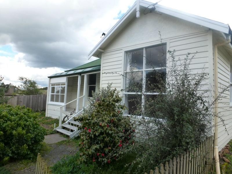 9 Martins Lane, Exton TAS 7303