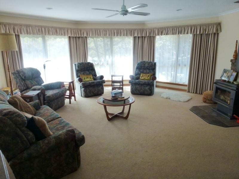 6 Lonsdale Promenade, Westbury TAS 7303