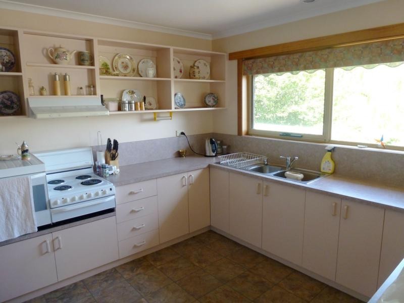 6 Lonsdale Promenade, Westbury TAS 7303
