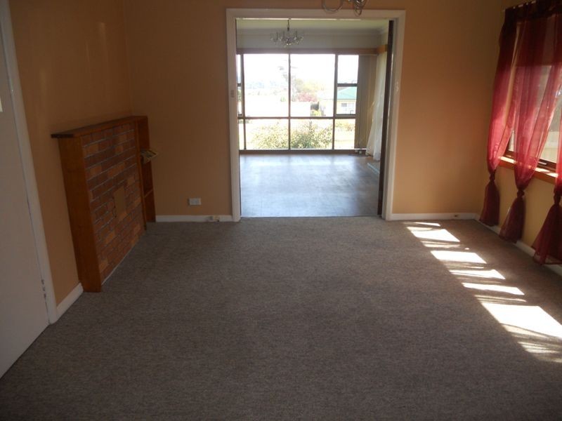 143 Emu Bay Road, Deloraine TAS 7304