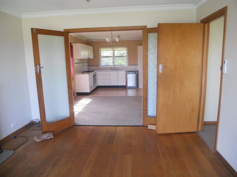 143 Emu Bay Road, Deloraine TAS 7304