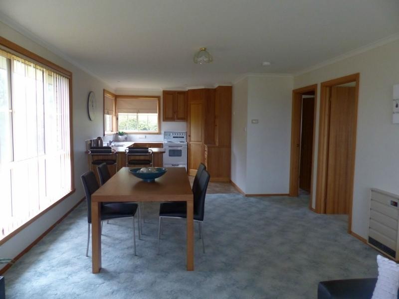 9 B Gleadow Street, Deloraine TAS 7304