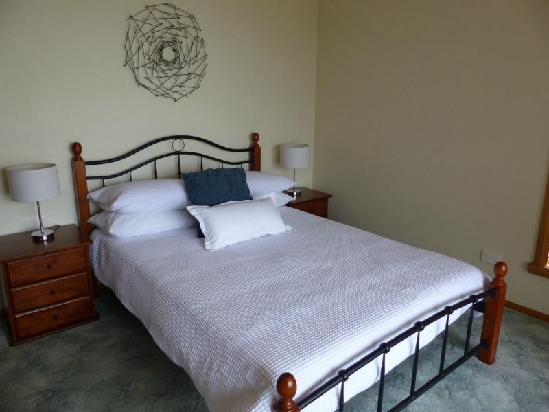 9 B Gleadow Street, Deloraine TAS 7304