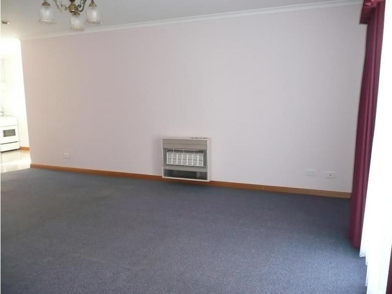 Unit 1-4/45 William Street, Westbury TAS 7303