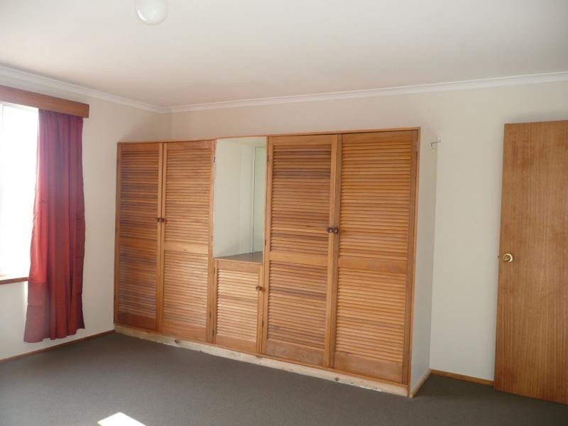 15 Meander Valley Road, Deloraine TAS 7304