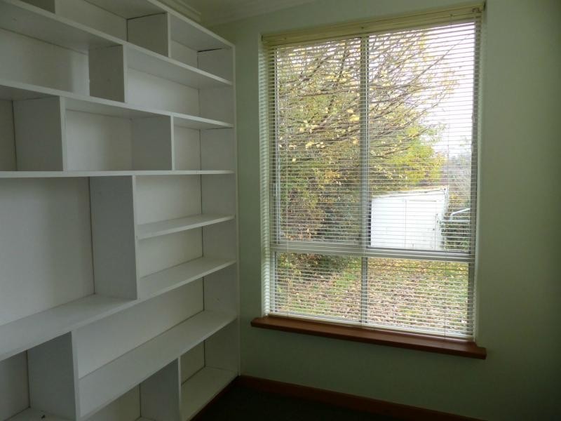 8 Lonsdale Promenade, Westbury TAS 7303