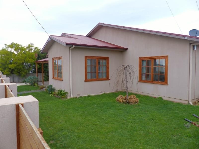 74 West Goderich Street, Deloraine TAS 7304