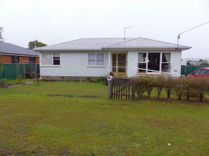 38 Jones Street, Westbury TAS 7303