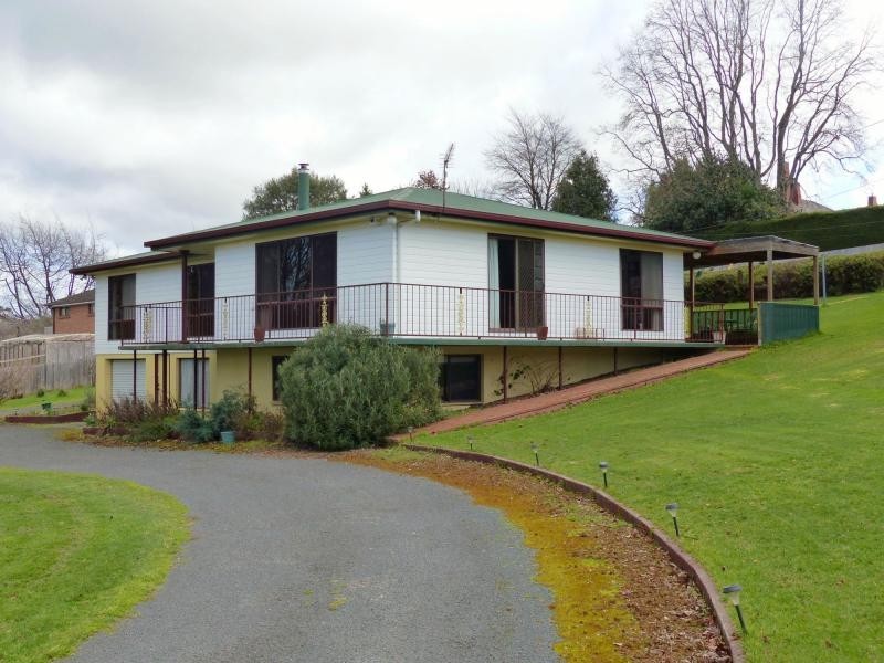 41 West Parade, Deloraine TAS 7304