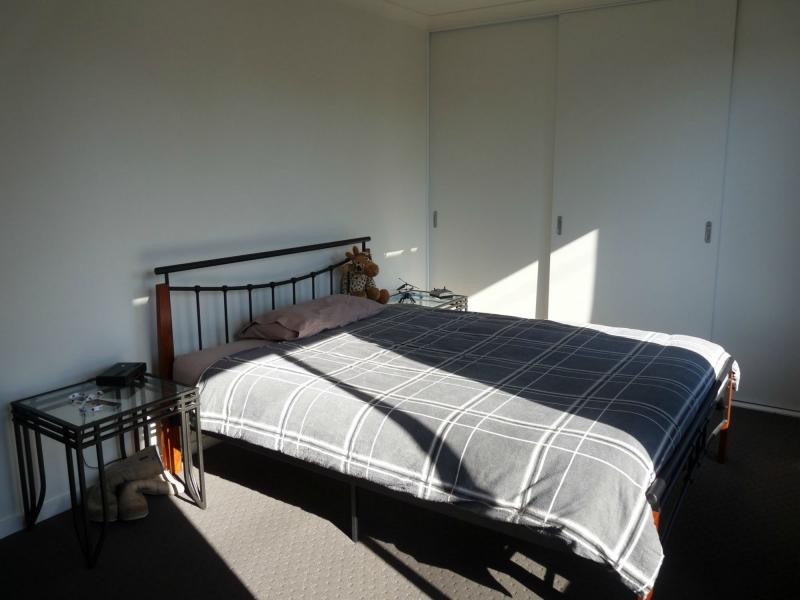 15 Nairana Street, Gravelly Beach TAS 7276