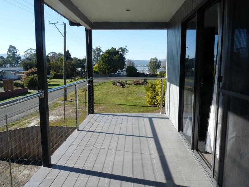 15 Nairana Street, Gravelly Beach TAS 7276