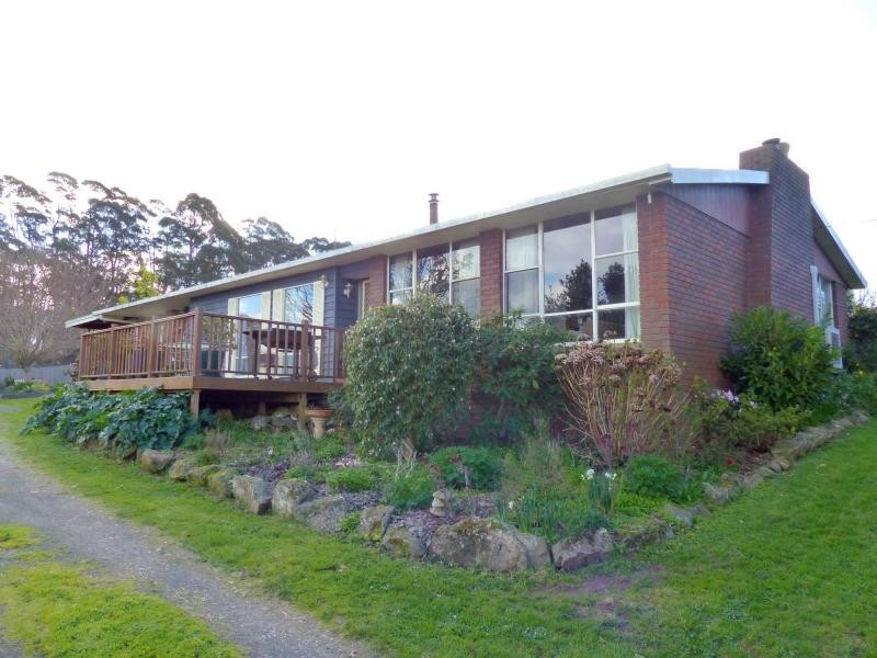 33 Samuel Street, Elizabeth Town TAS 7304