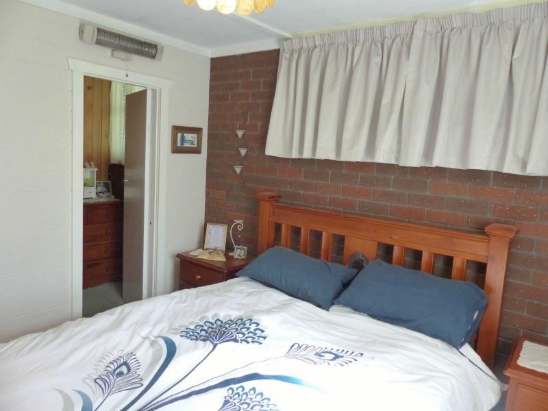 33 Samuel Street, Elizabeth Town TAS 7304