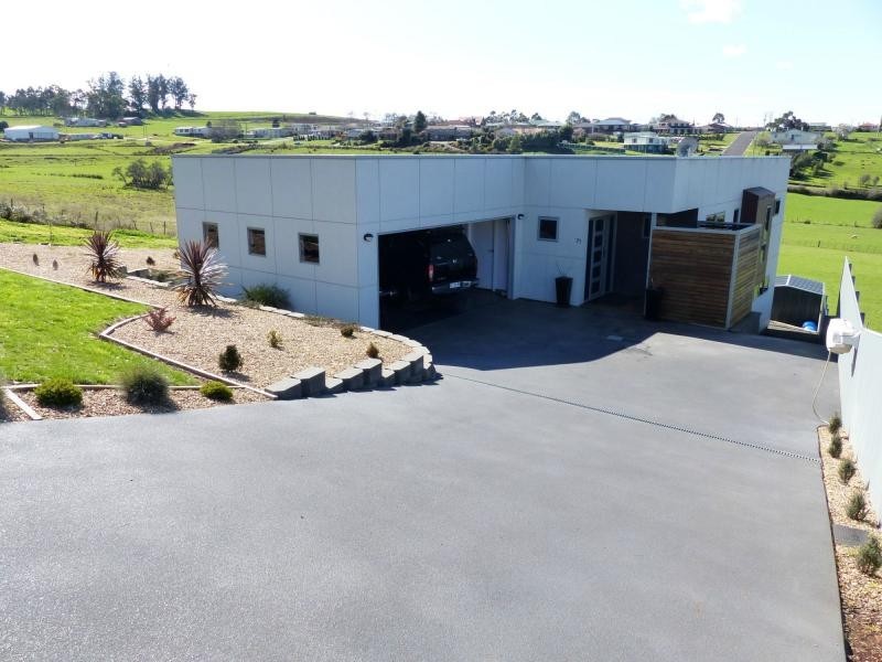 71 West Church Street, Deloraine TAS 7304