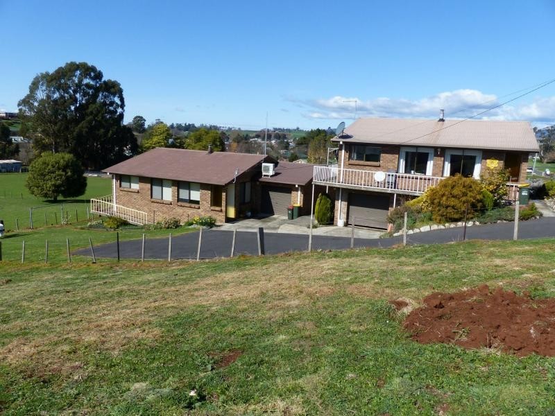 69 West Church Street, Deloraine TAS 7304