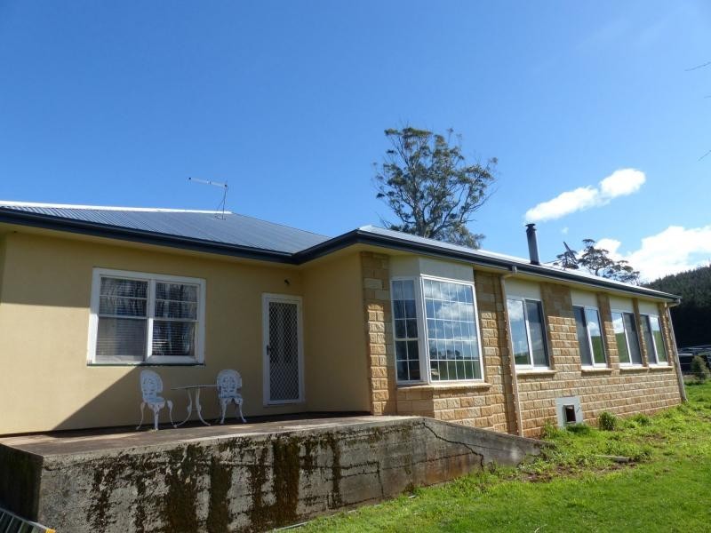 173 River Road, Deloraine TAS 7304