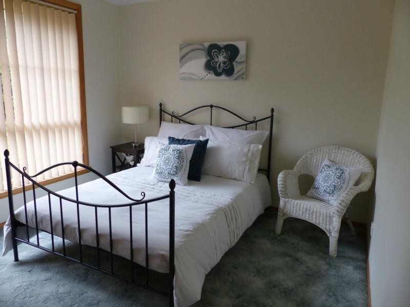 2/9 Gleadow Street, Deloraine TAS 7304