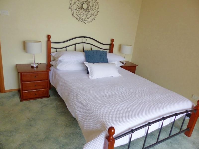 2/9 Gleadow Street, Deloraine TAS 7304