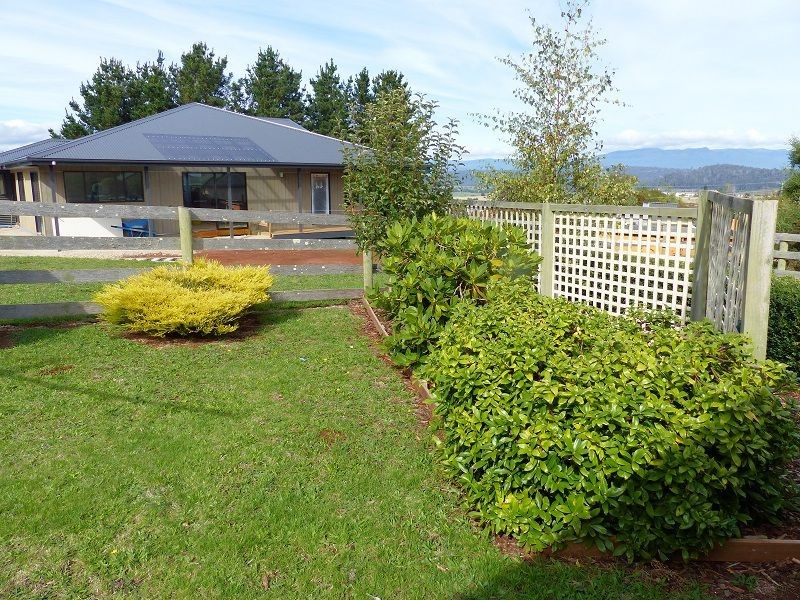 2/9 Gleadow Street, Deloraine TAS 7304