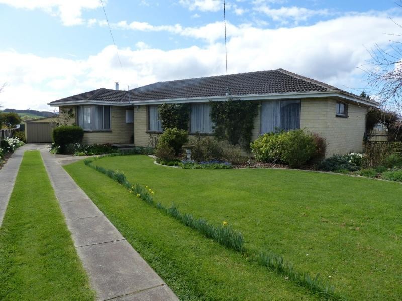 32 Grigg Street, Deloraine TAS 7304