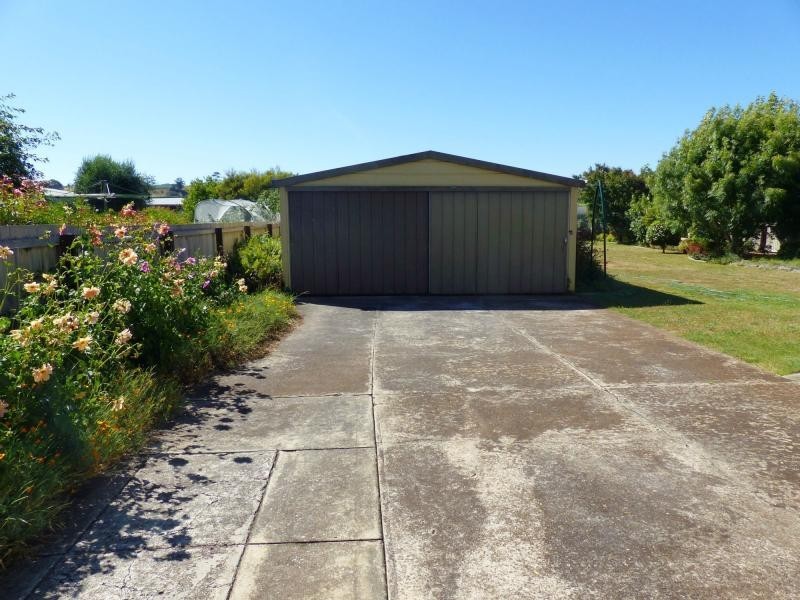 32 Grigg Street, Deloraine TAS 7304