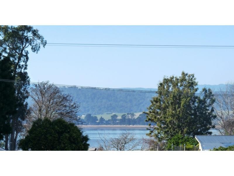 15 Nairana Street, Gravelly Beach TAS 7276