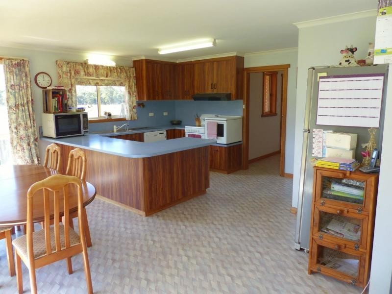 490 Weetah Road, Weetah TAS 7304
