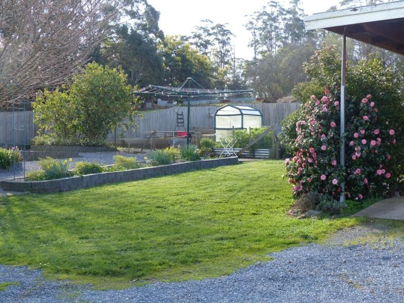 33 Samuel Street, Elizabeth Town TAS 7304