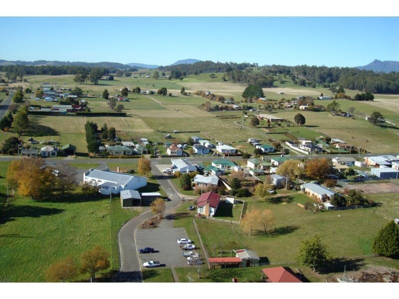 8 Caveside Road, Mole Creek TAS 7304