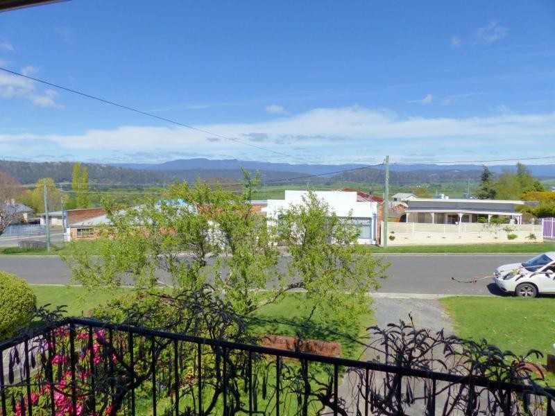 49 West Goderich Street, Deloraine TAS 7304