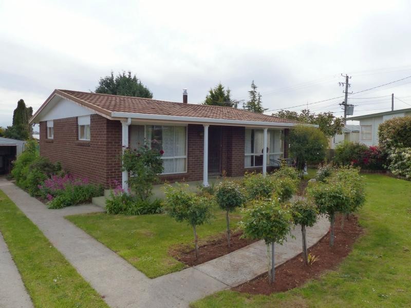 16 High Street, Deloraine TAS 7304