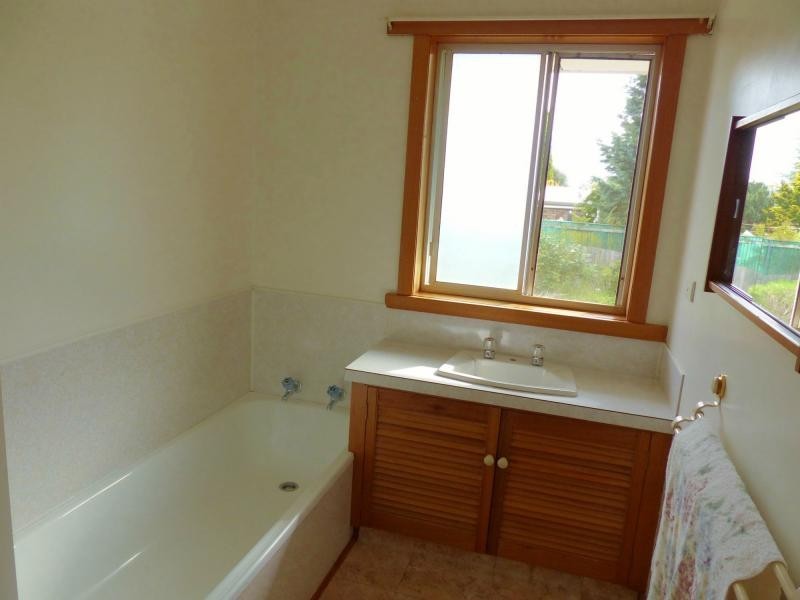 16 High Street, Deloraine TAS 7304