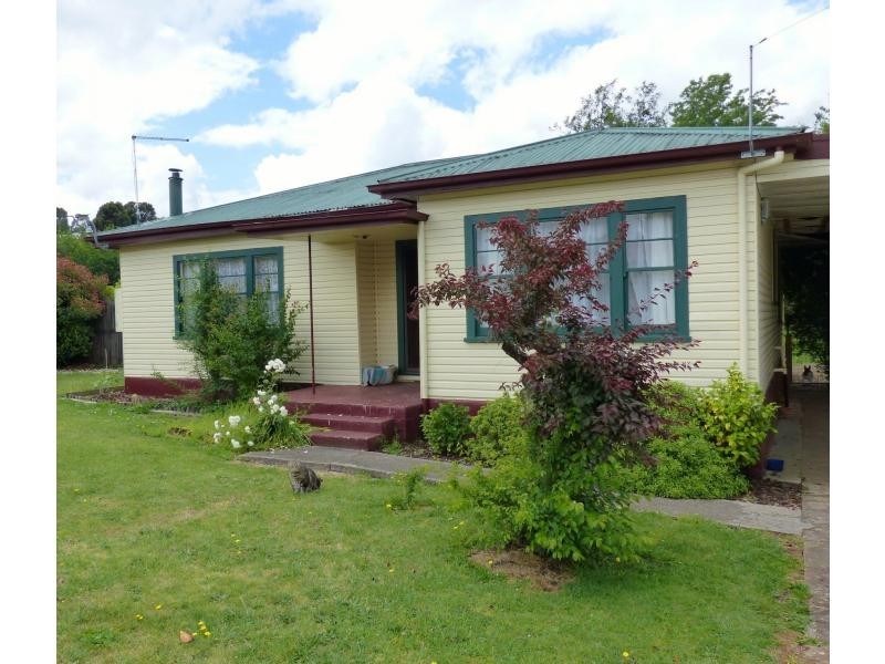 43 West Barrack Street, Deloraine TAS 7304