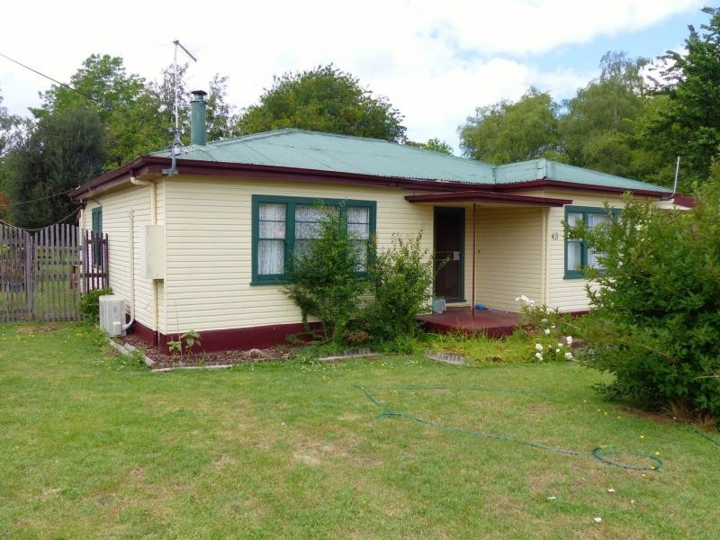 43 West Barrack Street, Deloraine TAS 7304