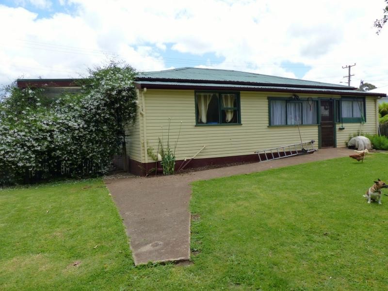 43 West Barrack Street, Deloraine TAS 7304