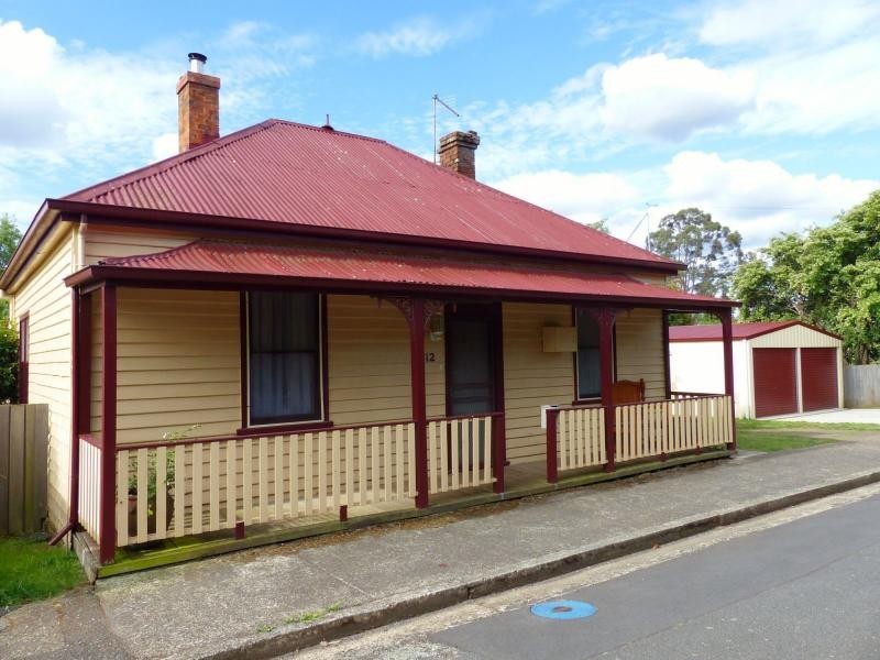 12 Grigg Street, Deloraine TAS 7304