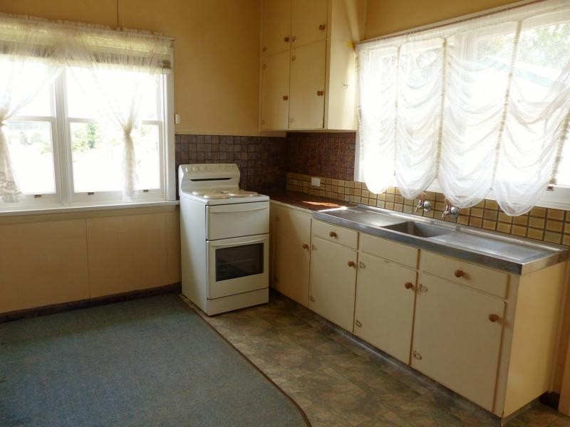 73 East Barrack Street, Deloraine TAS 7304