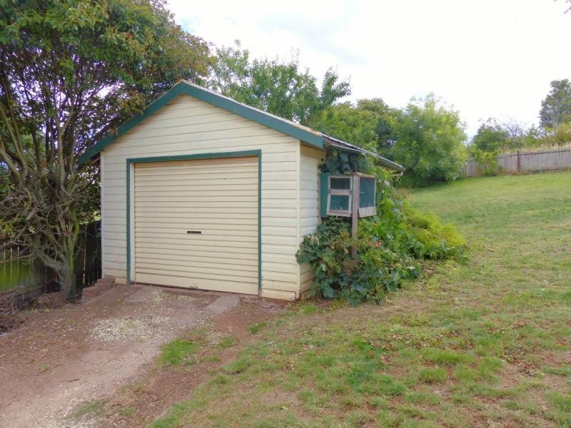 73 East Barrack Street, Deloraine TAS 7304