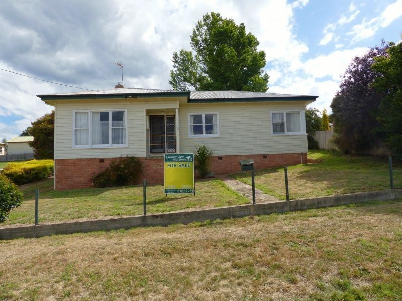 73 East Barrack Street, Deloraine TAS 7304