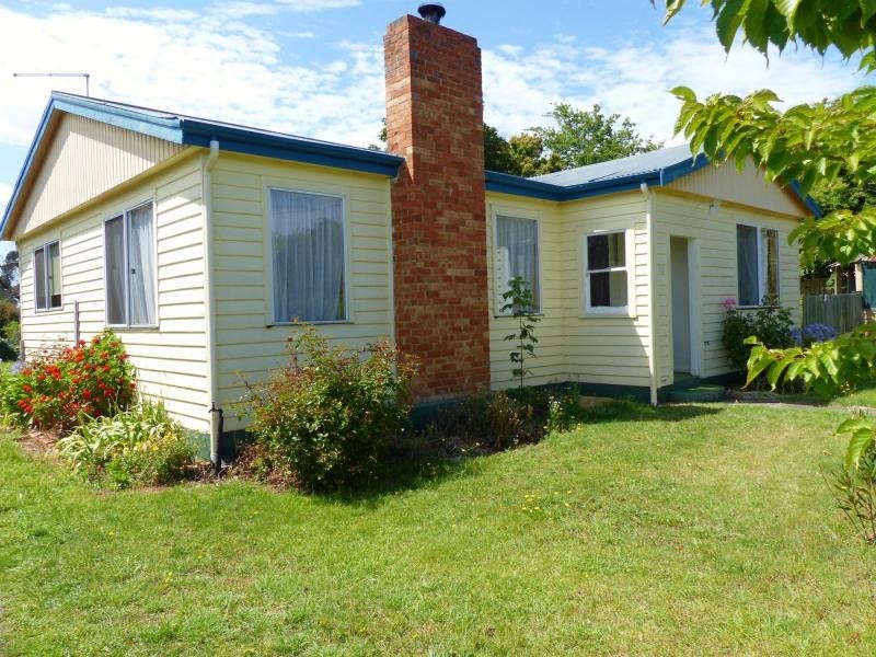 75 William Street, Westbury TAS 7303