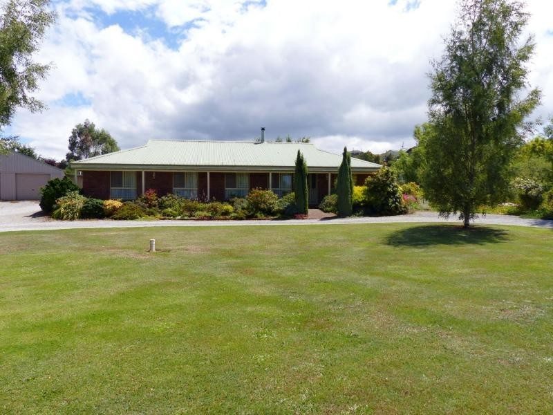 17 Beefeater Street, Deloraine TAS 7304