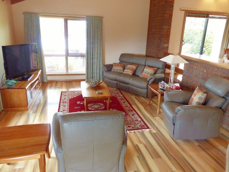 19 Five Acre Row South, Westbury TAS 7303