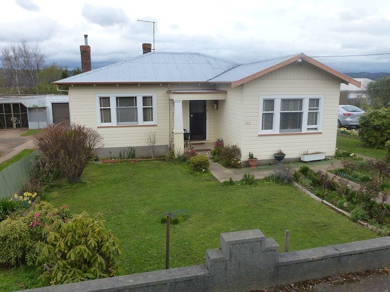 132 Emu Bay Road, Deloraine TAS 7304