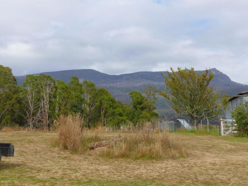 195 Main Road, Meander TAS 7304