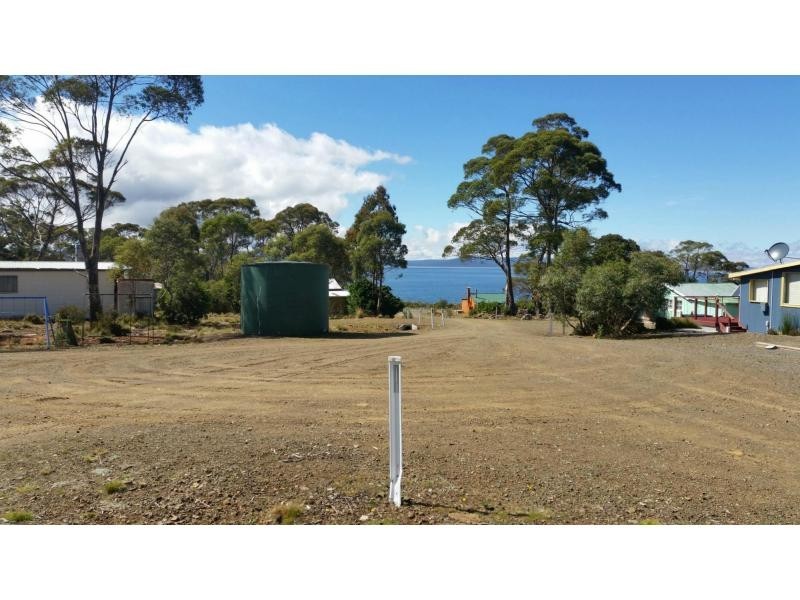 13 Johnstone Road, Doctors Point TAS 7304