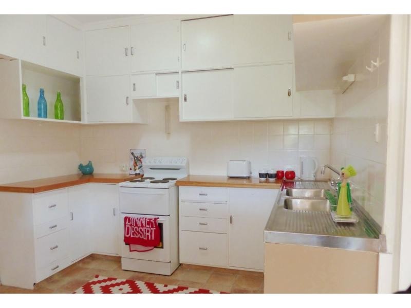 101 Emu Bay Road, Deloraine TAS 7304